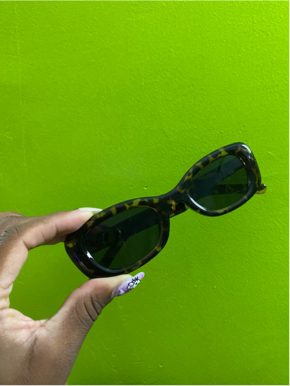 Tortoiseshell sunglasses with leopard print #tortoiseshell #leopard